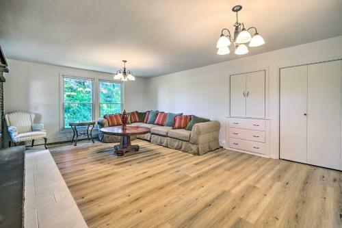 Roomy Montour Falls Retreat With Private Pool!