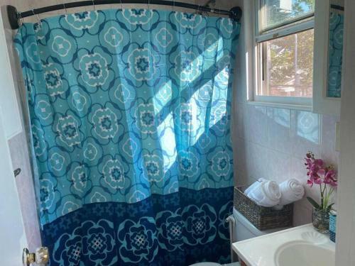 Apartamento Cheerful One Bedroom Studio With Free Parking/wifi