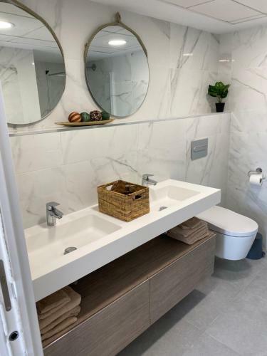 Apartamento Jacuzzi! Penthouse In The First Sea Line!