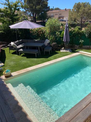Chambre Dans Maison Avec Piscine