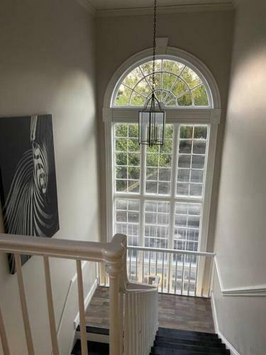 Apartamento Yellow Mansion King Suite 2bd 1bth Entire Unit