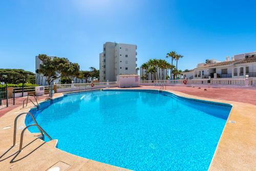 Calahonda Del Sol - Front Line Apartment With Sea View