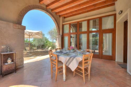 Villa Faccioli Magnolia And Oleandro With Shared Pool - Happy Rentals