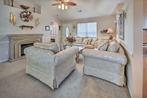 Conway Home With Yard Less Than 20 Mi To Myrtle Beach!