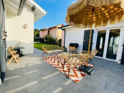 Proche Plage, Maison Tarnos Avec Piscine De 130m2