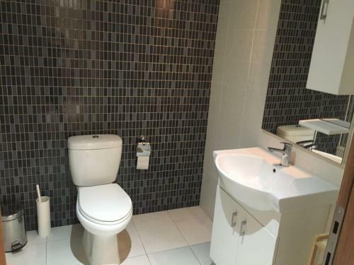 Marathon Sea View Apartment 407