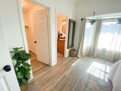 Peaceful, 3br King Home With Bbq, Fire Pit & Huge Tv