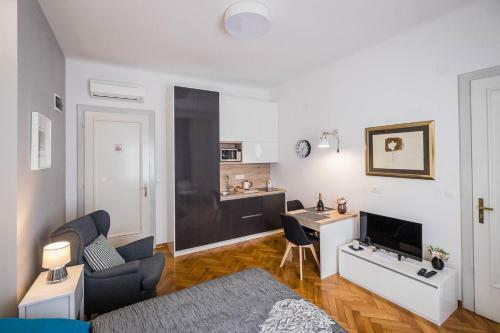 Apartamentos Caelestis Luxury Studio