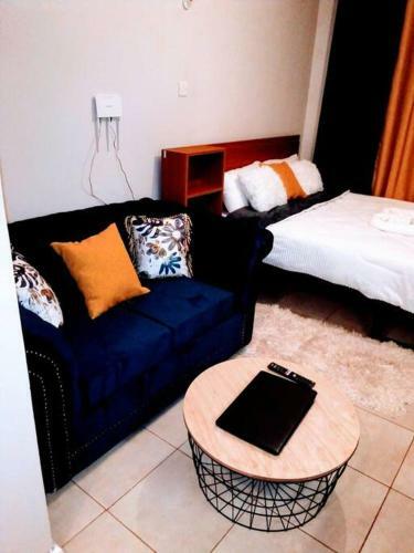 Apartamento Waridi Studio- Wi-fi, Netflix,pool,parking&view