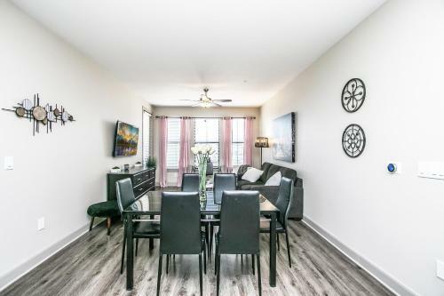 Apartamento New! Rooftop Pool With Mountain Views+king Beds