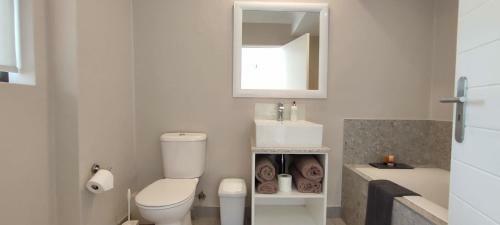 Apartamento Petit Ch�teau - 4 Bed - Pool Patio Bbq & Views