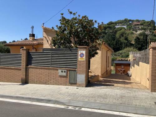 Preciosa Casa En El Maresme Con Jard�n