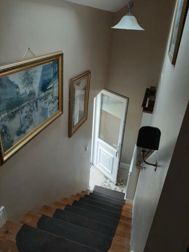Riverside Lodge B&B