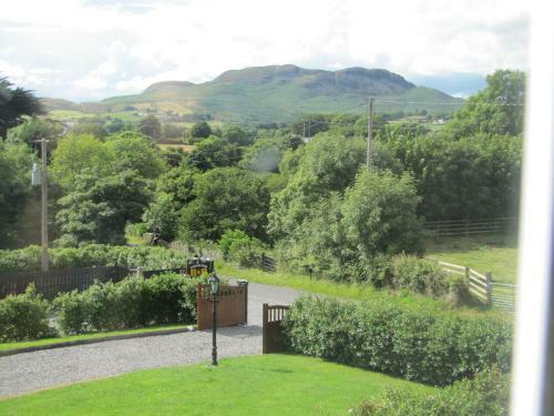 Riverside Lodge B&B