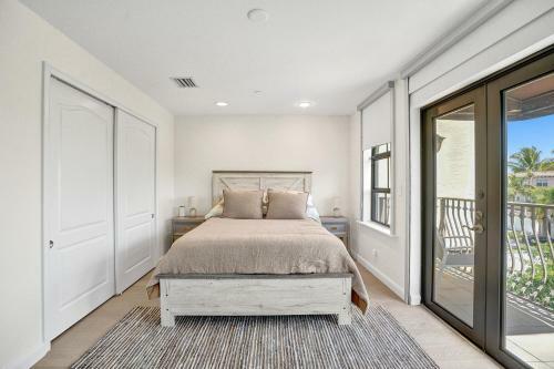 Luxury! 4bed Private Pool Deck! 1,7mi To Beach Townhouse