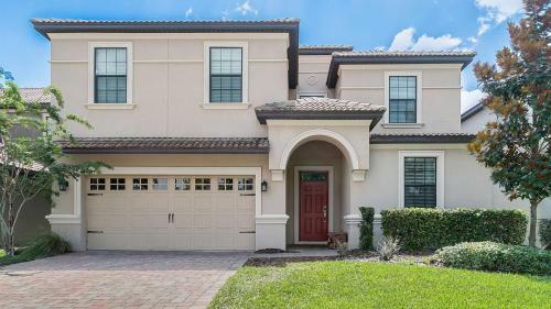 Dream Escape Large Home Located In Champion Gates