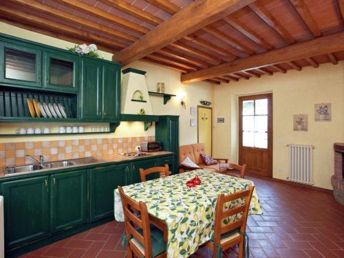Lodge Holiday Home Clemacine Loro Ciuffenna