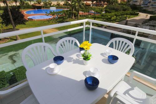 Apartamento Residencial Juncos 5 Planet Costa Dorada