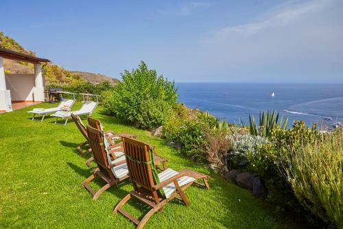 Stunning, Elegant Villa In Lipari With Pool
