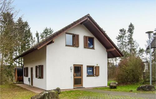 Four-bedroom Holiday Home In Kirchheim