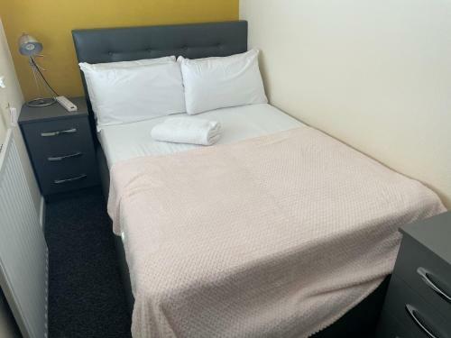 The Cresent Group Stays Free Parking & Wifi