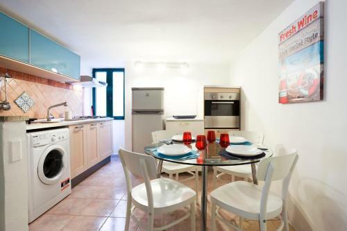 La Tata Comfy Apartment In The Old Center