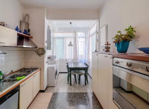 Apartamento Grande Appartamento In Zona Tranquilla
