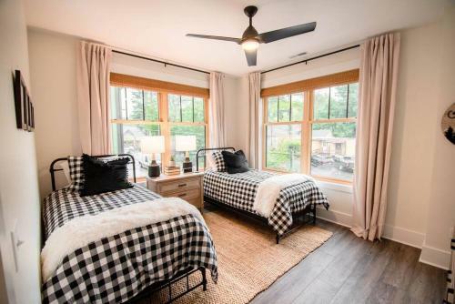 Apartamento Hottub/deck W/ Bar/parking Blueridge@ Main&pine