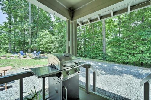 Peaceful Dog-friendly Cottage In Natl Forest