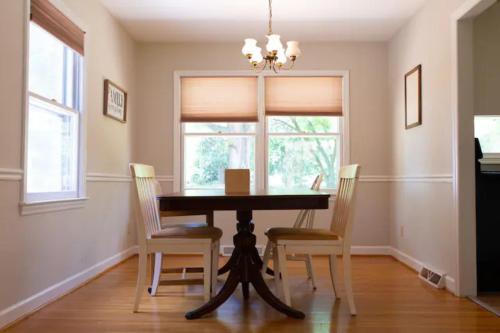 Charming 1960s Home Short Walk To Uptown Lightrail-unit 1