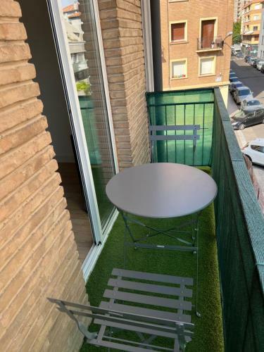 Apartamento Reformado Muy Cerca Del Parque Grande