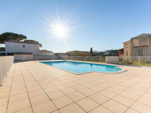 Holiday Home Le Mas D'esqui�res 16