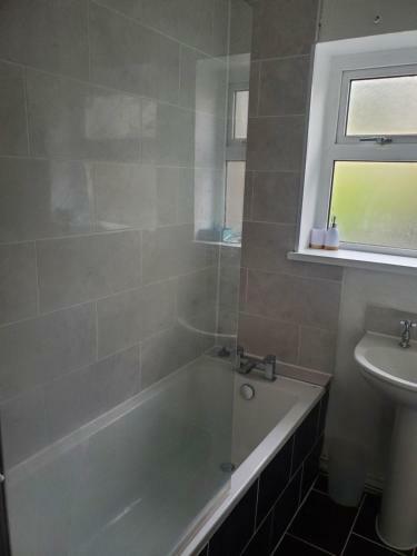 Two Bedroom Apartment In Beautiful Pembrokeshire!