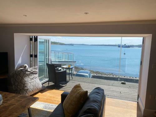 Contemporary Living With Amazing Views. Pembrokeshire