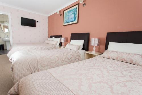 Oakley B&B