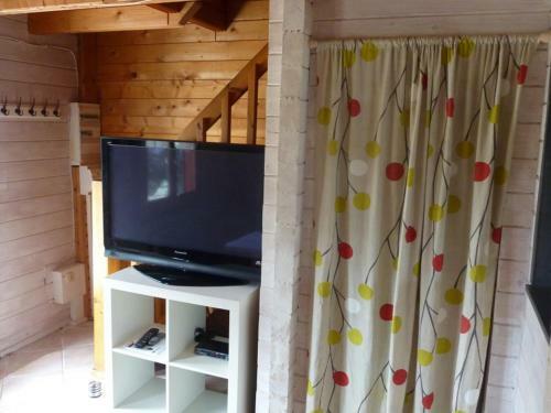 Chalet 151 Pr�s D'arcachon Dans Domaine De Loisirs