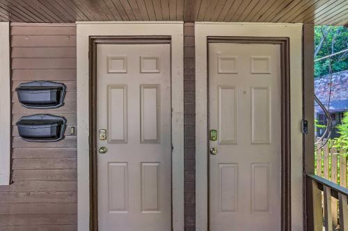 Cleveland Apartment, Walk To Lincoln Park!