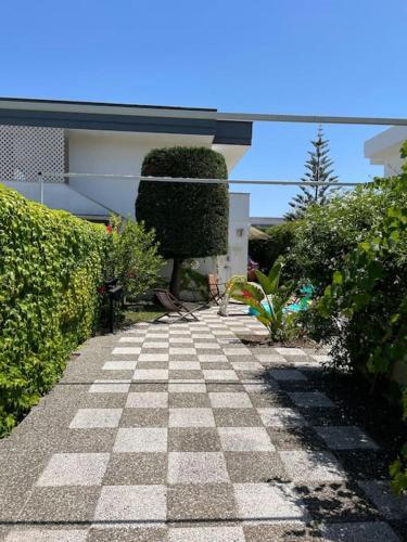 Casa Vacanza Con Giardino,torre Dell'orso,salento