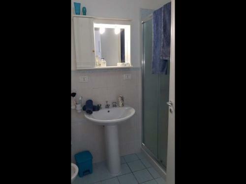 Coral Blue Three-room Apartment