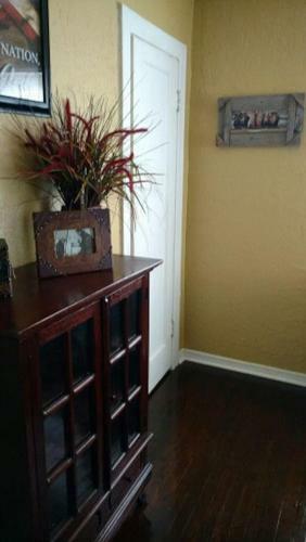 4 Bed Cozy Cowboy Home-weekly Rates! 2 Mi To Post