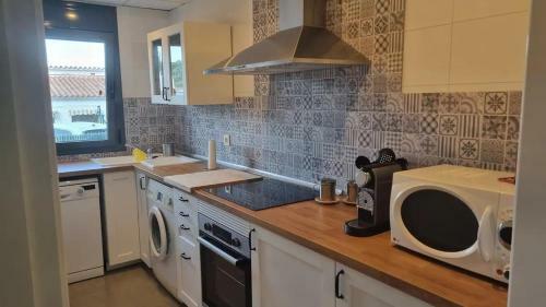 Apartamento A 300m De La Playa Con Jard�n.