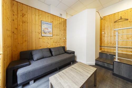 Apartamento Petit Studio Fonctionnel Hypercentre De Laval