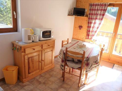 Apartment Biot, 1 Bedroom, 6 Persons - Fr-1-573-66