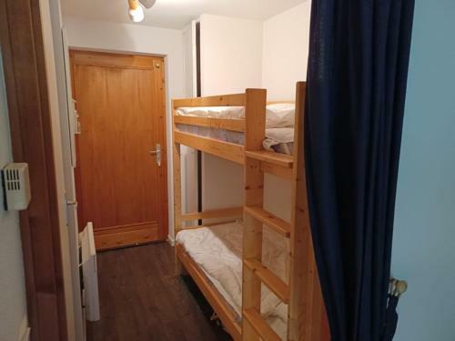 Apartment Biot, 1 Bedroom, 4 Persons - Fr-1-573-68