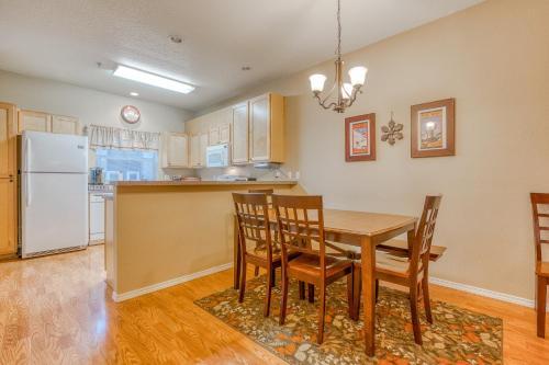 Collins Lake Condo