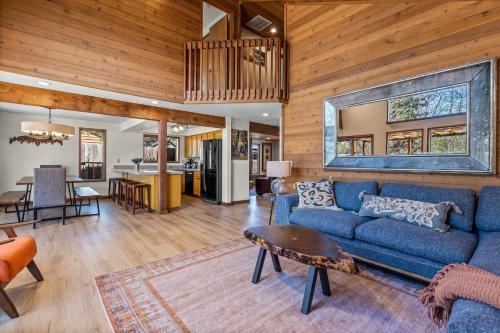 Otter River Lodge
