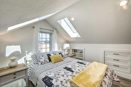 Renovated North Bend Cottage Near Eateries!