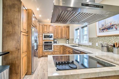 Renovated North Bend Cottage Near Eateries!
