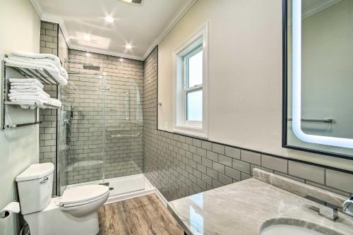 Renovated North Bend Cottage Near Eateries!