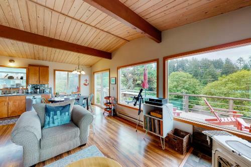 Lazy Pine